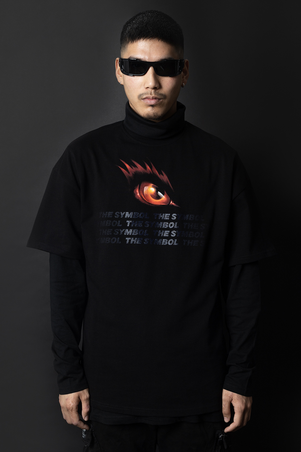 THE SYMBOL Fantasy Eye UV Blacklight Oversized T Shirt Black