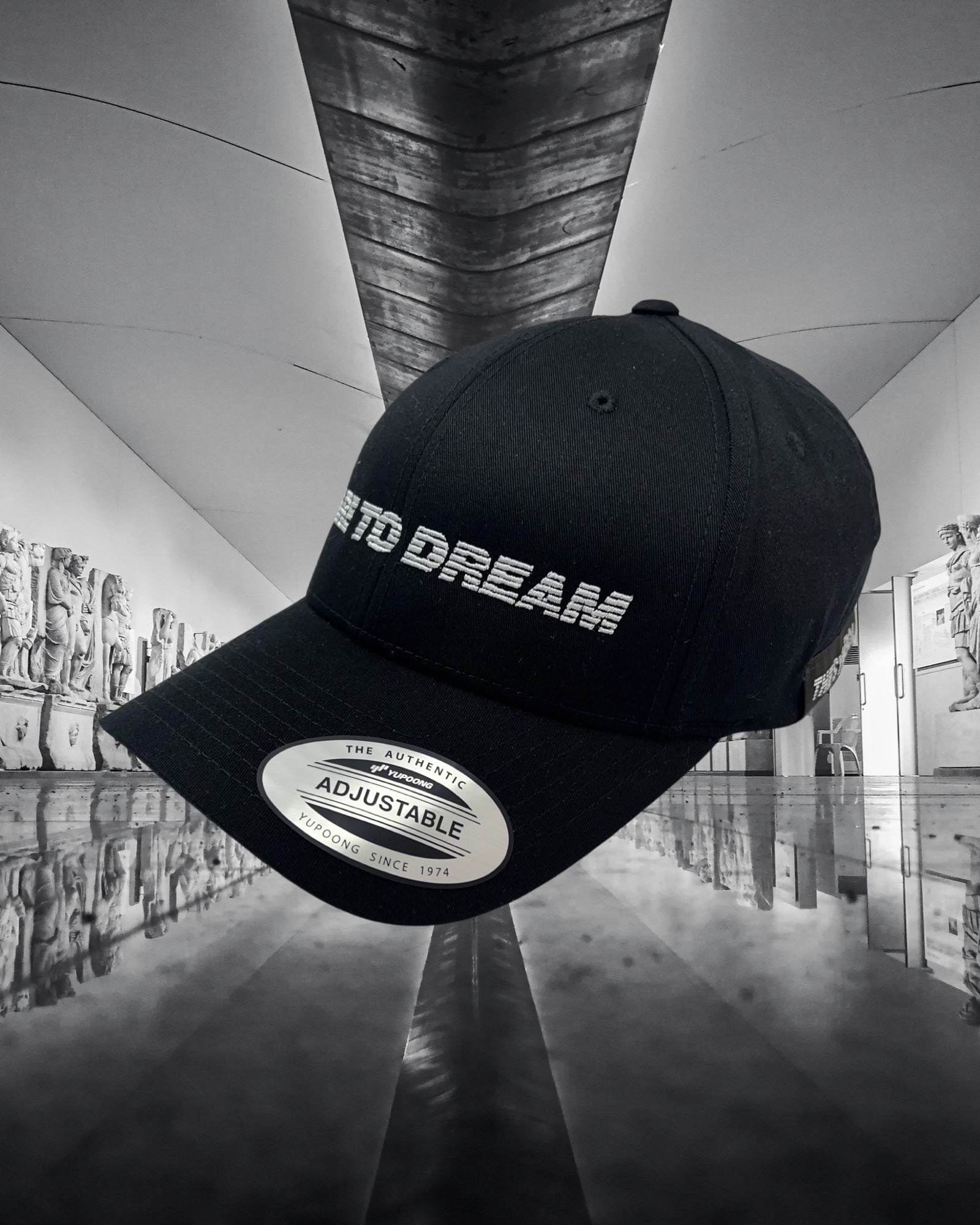 THE SYMBOL Dare To Dream Embroidery Baseball Cap Black/Silver