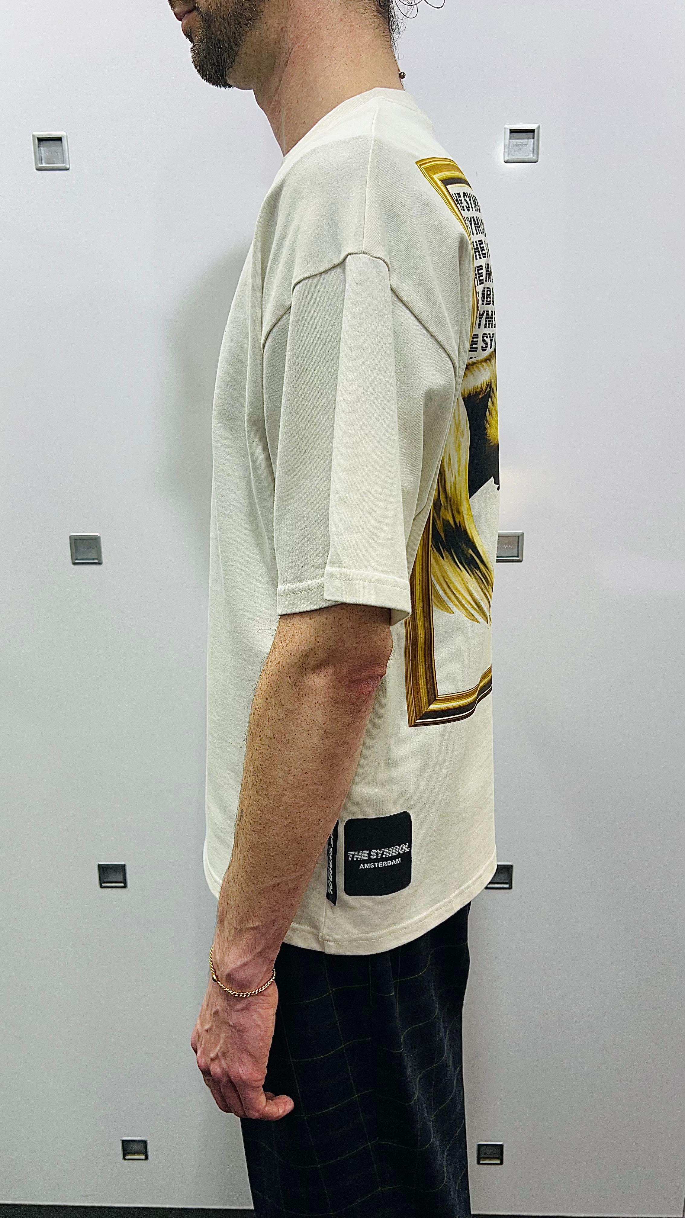 THE SYMBOL Dare To Dream Oversized T Shirt Vintage White