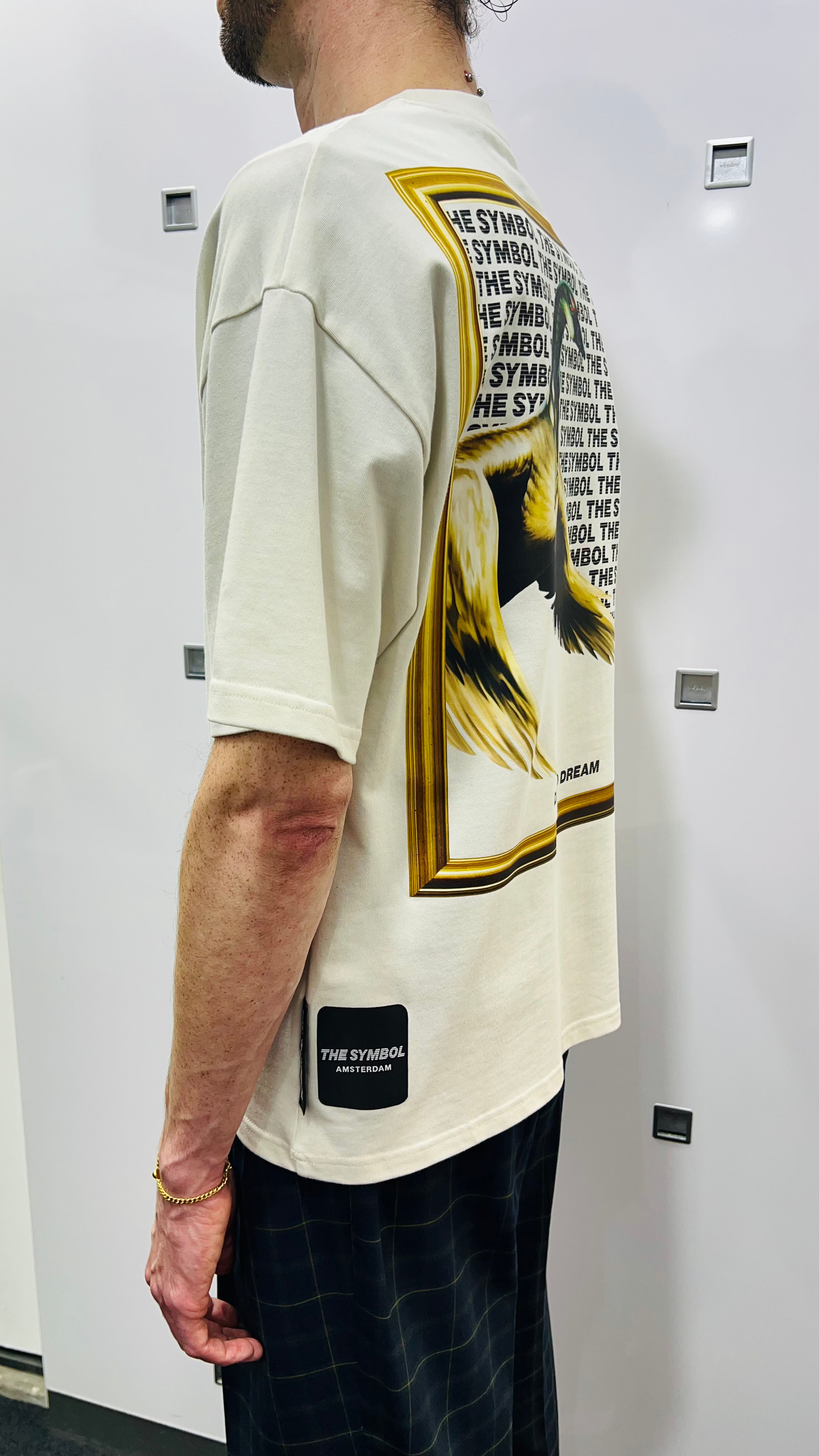 THE SYMBOL Dare To Dream Oversized T Shirt Vintage White