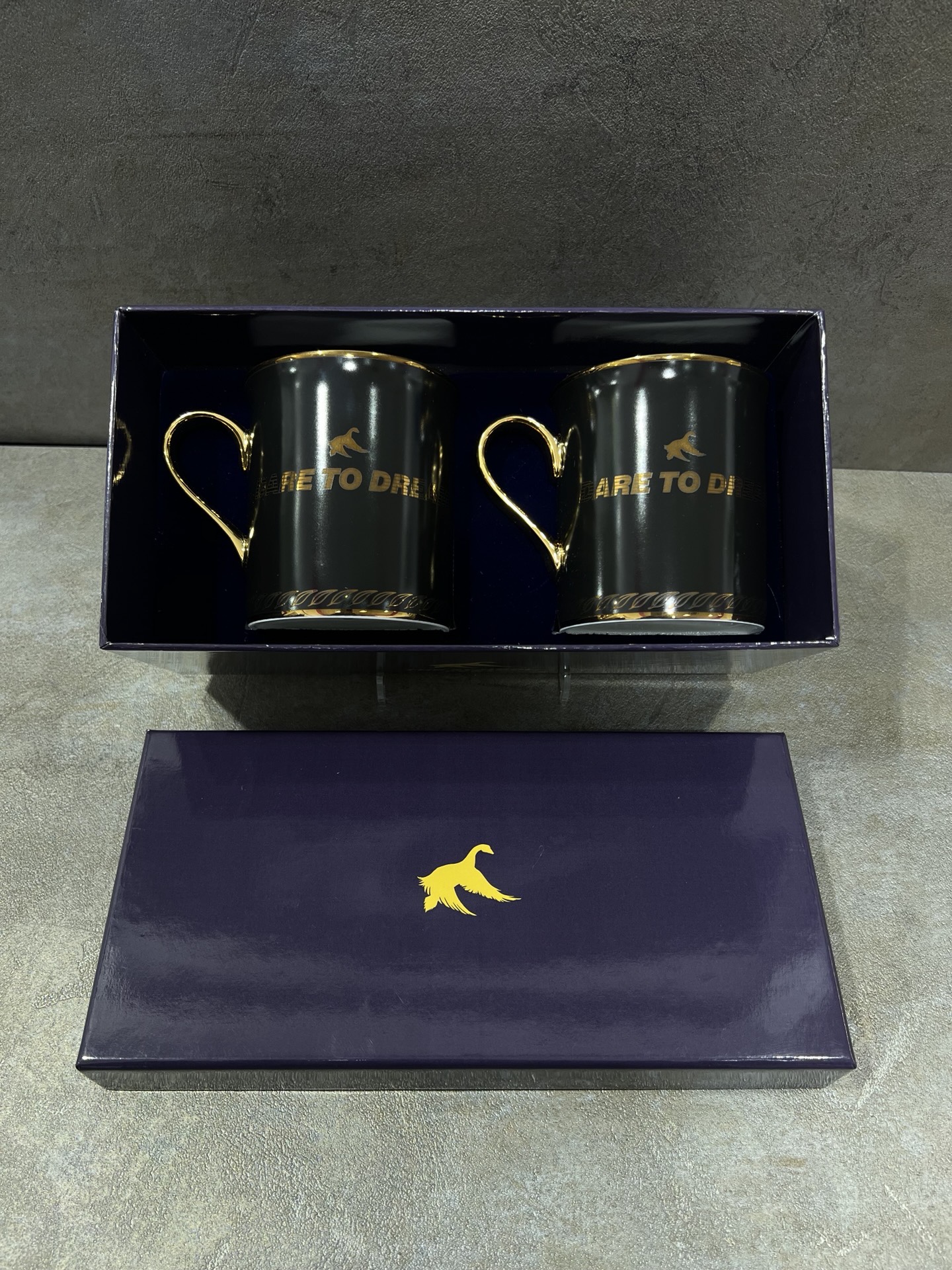 THE SYMBOL Fine Bone China 24k Gold Mug Set Black