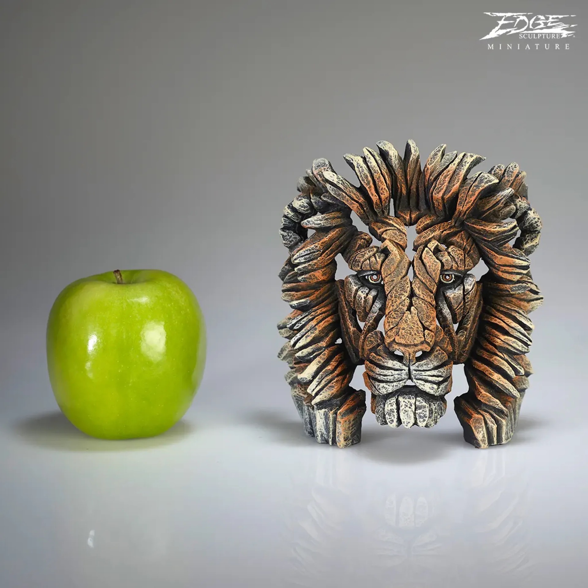 Edge Sculpture Lion Savannah Miniature Bust
