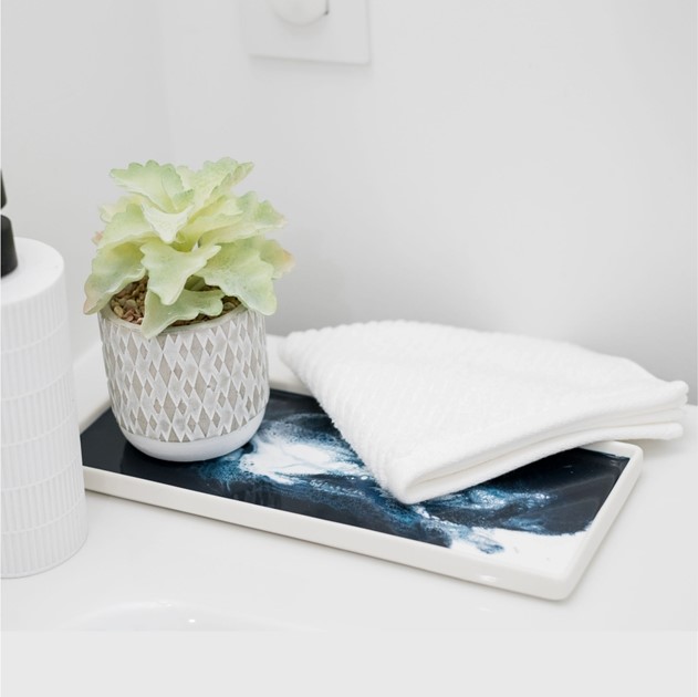Lynn & Liana Ceramic Tray Large Caribbean Navy White