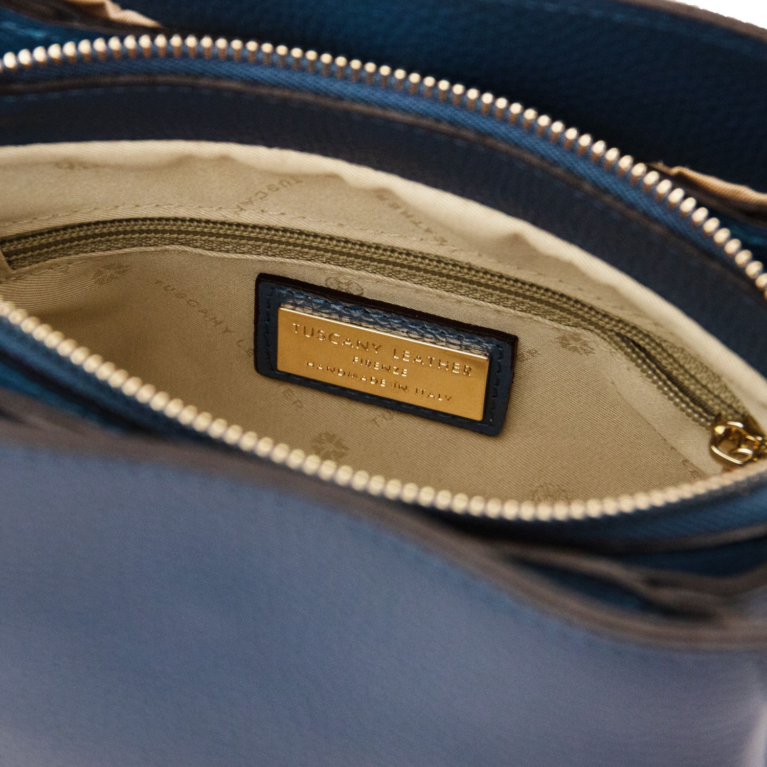 Tuscany Leather TL Abby Shoulderbag Denim TL142500